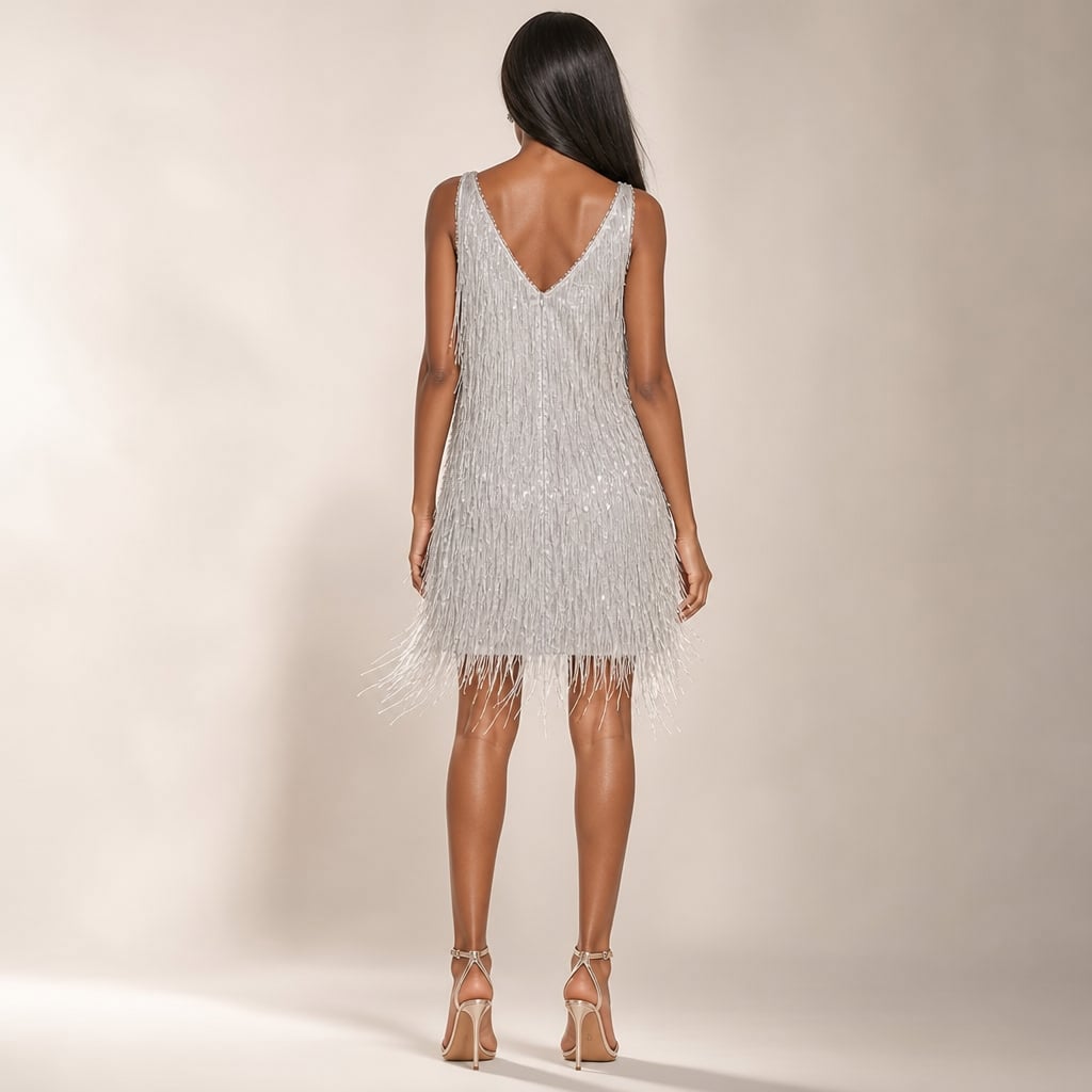Vestido mini de lentejuelas con flecos escalonados escote en V – Labetina