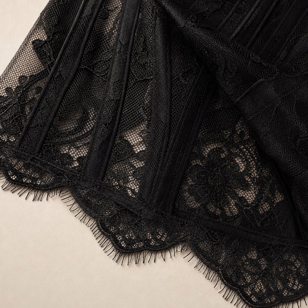 Mini Vestido de Encaje con Corsé Integrado – Labetina